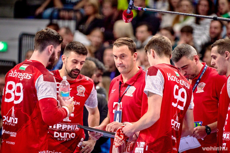 Momir Ilics vezetésével a Telekom Veszprém nyerte az idény első csúcsrangadóját