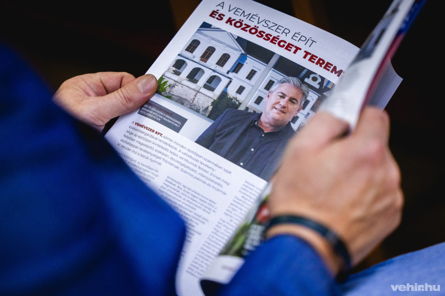 Boross Ottó ügyvezető és a VEMÉV-SZER Kft. a kiadvány lapjain