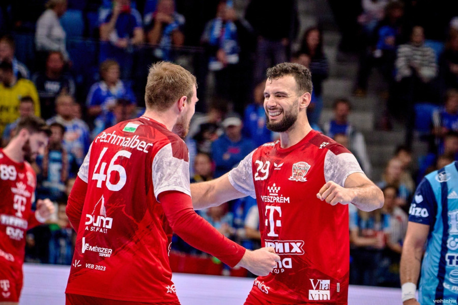 Remek az összhang a veszprémi alakulatban (archív fénykép)