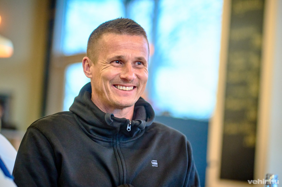 Pető Tamás elégedett csapata őszi teljesítményével (archív fénykép)