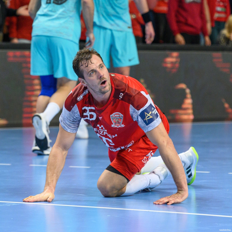 A szurkolók egyik nagy kedvence elhagyja a bakonyi klubot