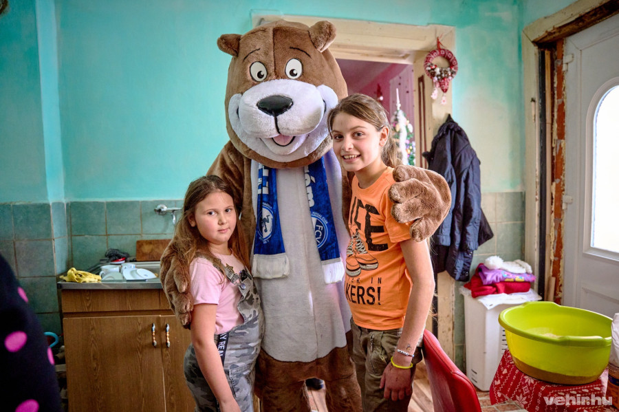 Prémes mackó örömet szerzett a gyermekeknek