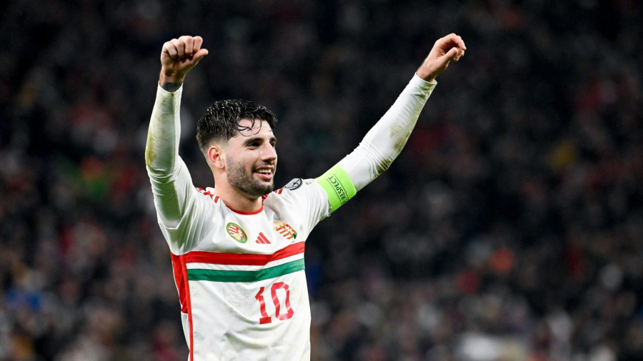 Szoboszlai Dominik, a magyar válogatott játékosa a harmadik gól után a labdarúgó Európa-bajnoki selejtezők tizedik, utolsó fordulójában, a G csoportban játszott Magyarország – Montenegró mérkőzésen. A nemzeti együttes 3-1-ra nyert, így csoportelsőként jutott ki a jövő évi németországi Eb-re. MTI/Kovács Tamás