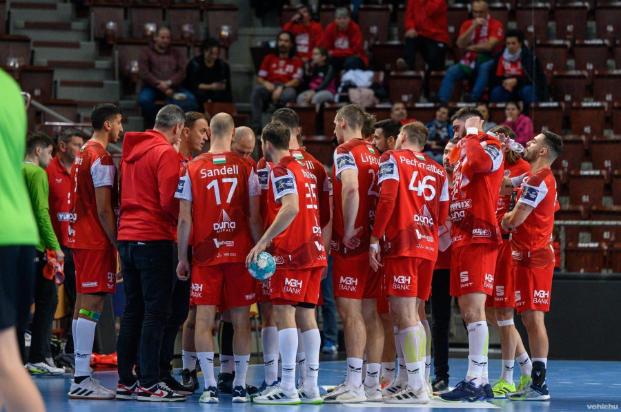 Továbbra is hibátlanul listavezető a Veszprém (archív fénykép)