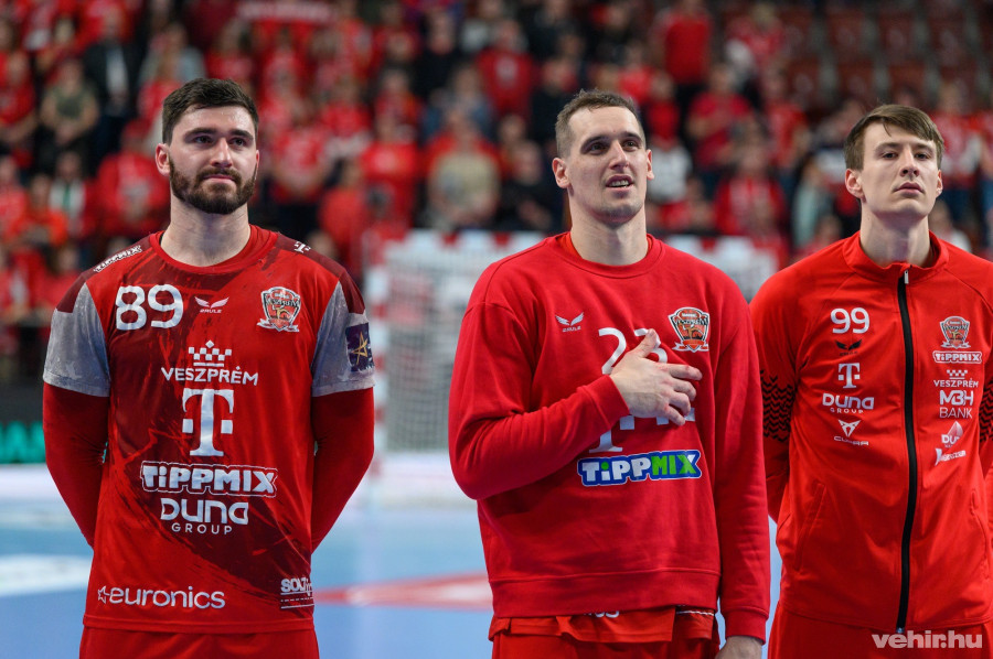 Ligetvári Patrik (középen) ezúttal is fontos láncszeme volt a Veszprém védelmének