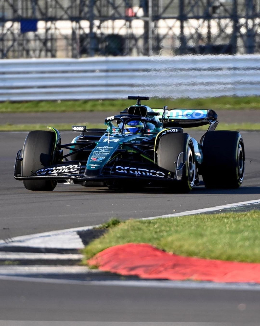 Fernando Alonso, Aston Martin (Fotó: @astonmartinf1 / Instagram)