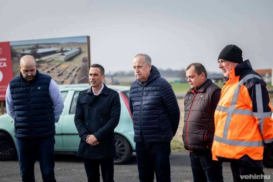 Sövényházi Balázs, Ovádi Péter, Kontrát Károly, Fertig József, Fekete János