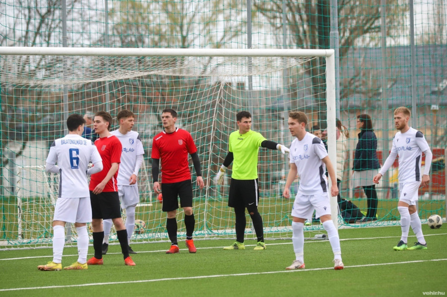 Az elmúlt körben a Balatonalmádi 3-2-re nyert az Úrkút ellen (archív fénykép)