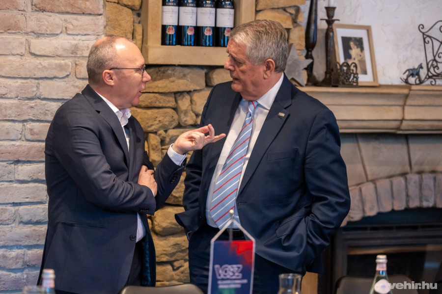 Porga Gyula polgármester és Eppel János a VOSZ elnöke