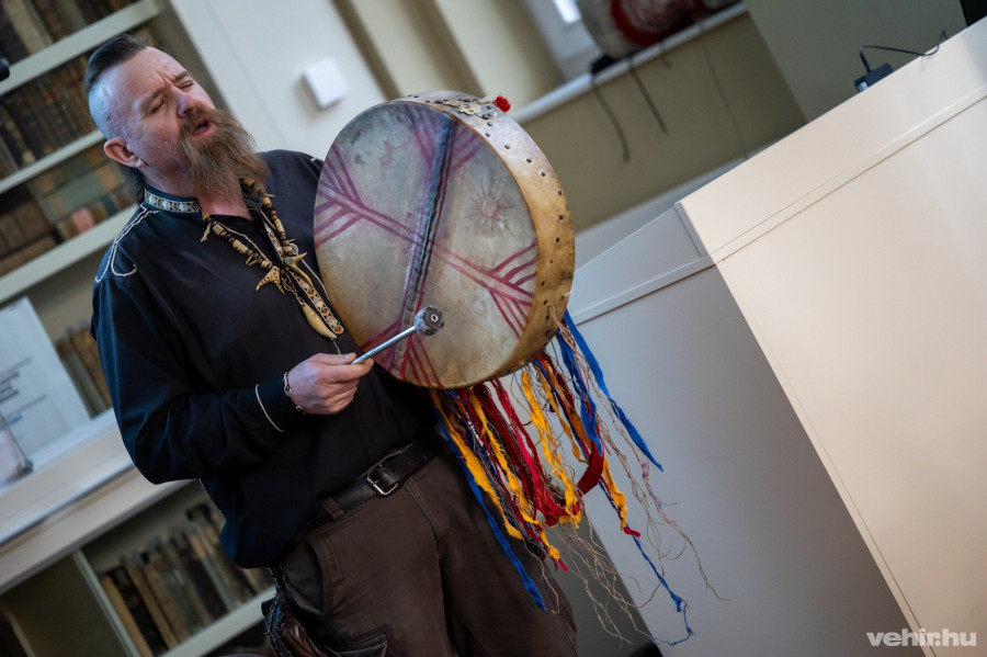 A múzeum vendégei ízelítőt is kaphattak a Türkmenisztánban is bemutatott műsorból