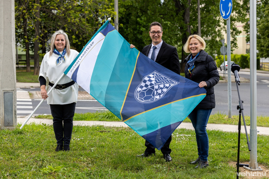 Jung Edina, Pálinkás Roland, Rektor Dóra