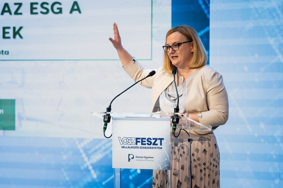 dr. Fehérvölgyi Beáta