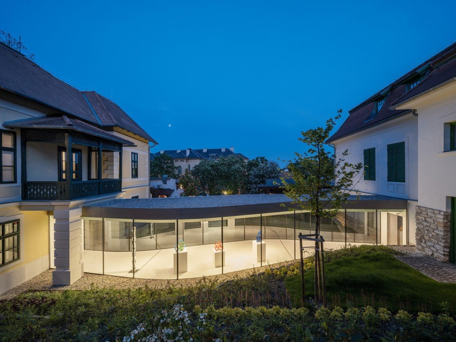 Modern Műtár Balatonfüreden