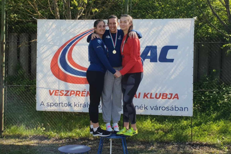 Csatári Jázmin (a kép jobb oldalán) ismét kitett magáért - Fotó: VEDAC