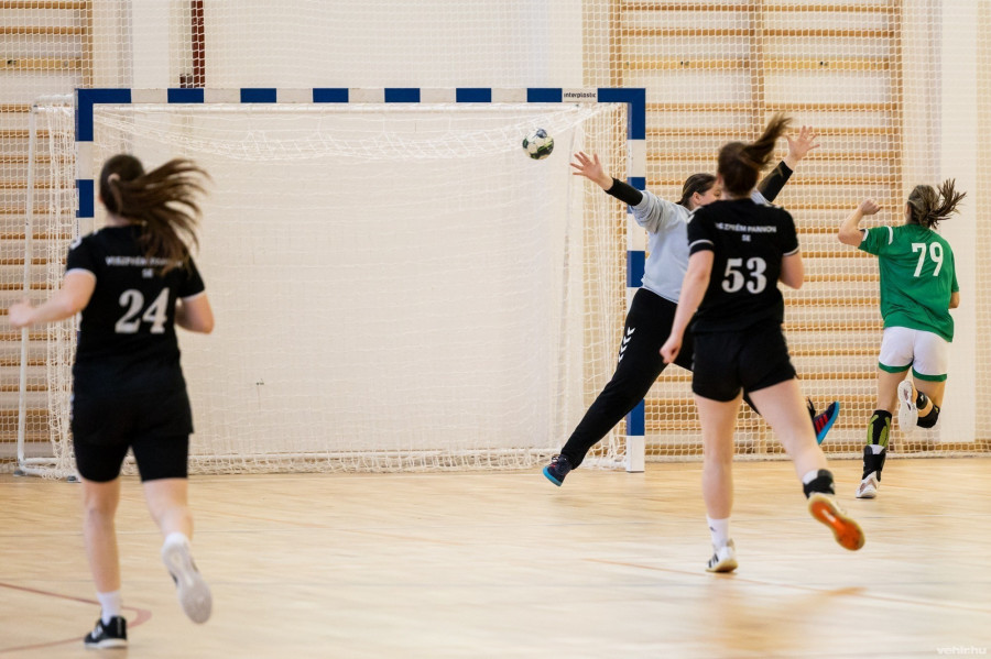 Nem várt vereséget szenvedtek a veszprémiek (archív fénykép)