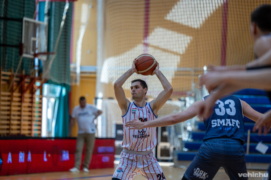 Vasárnap fog eldőlni a bronzcsata (archív fotó)