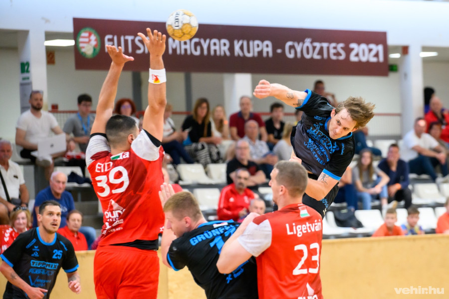 Draskovics Gellért tizenöt gólig jutott a városi rangadón