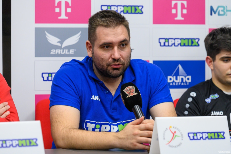 Marosán György távozik Komlóról (archív fotó)