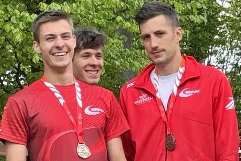 A VEDAC hegyifutó csapata