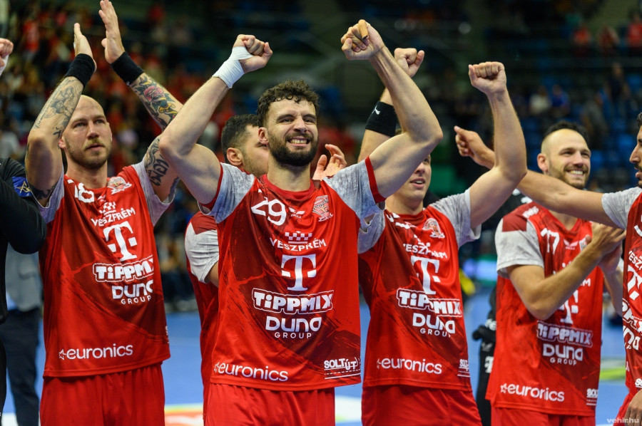 Itthon mindent bezsebelt a Telekom Veszprém, a BL-ben viszont nem jutott be a legjobb négy közé
