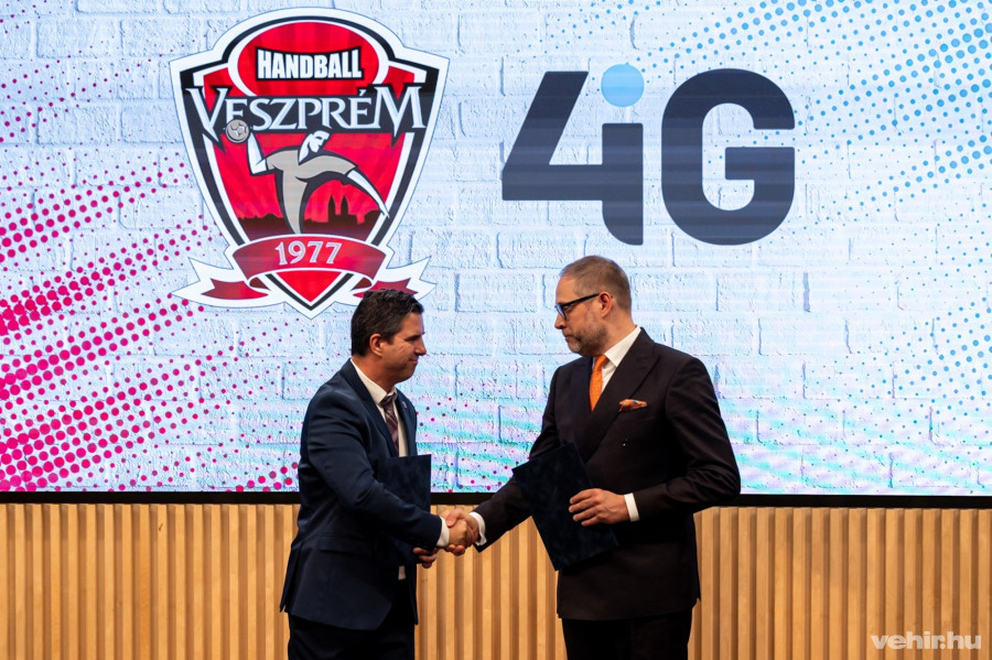 Dr. Bartha Csaba és Fekete Péter 