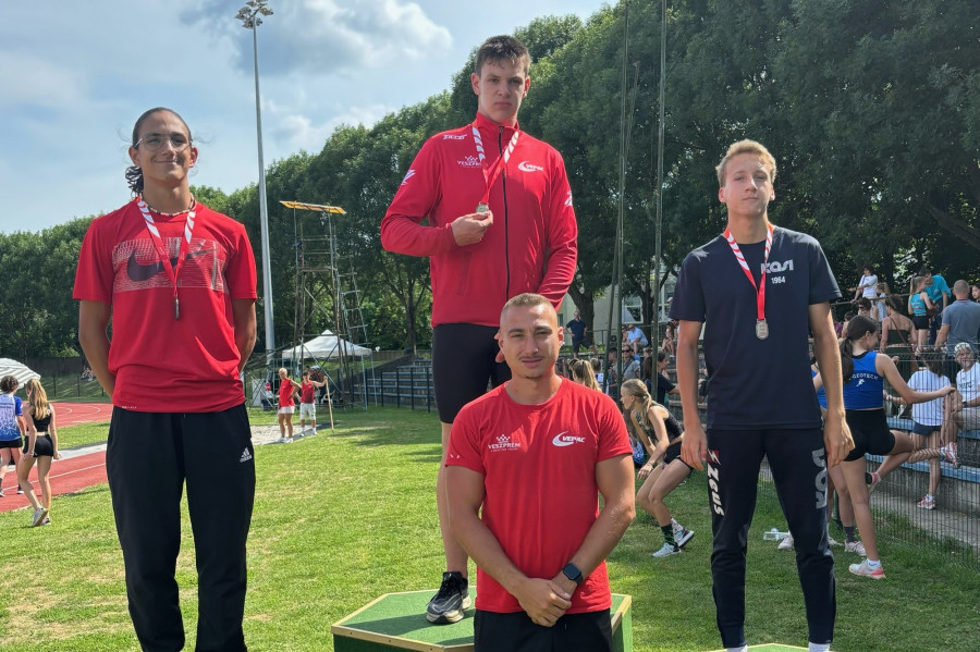 Horváth Botond a dobogó tetején - Fotó: VEDAC