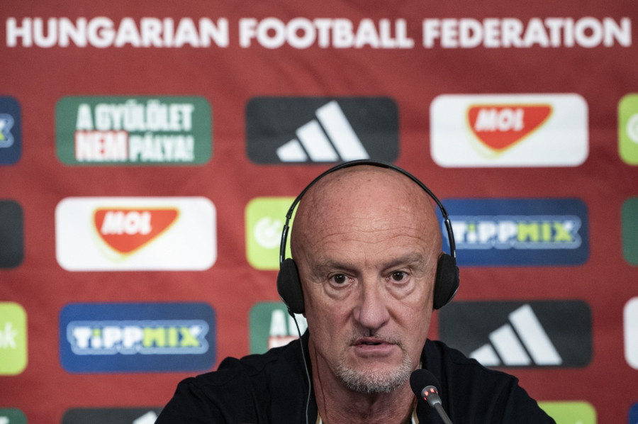 Marco Rossi szövetségi kapitány a szeptember elején sorra kerülő két Nemzetek Ligája-mérkőzésre készülő magyar labdarúgó-válogatott keretének kihirdetésén a telki edzőközpontban 2024. augusztus 27-én. A nemzeti csapat Németország ellen szeptember 7-én Düsseldorfban lép pályára, három nappal később Bosznia-Hercegovina legjobbjai ellen játszik a Puskás Arénában. MTI/Szigetváry Zsolt 