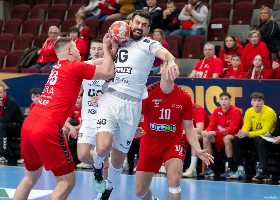 Távozik Agustín Casado Veszprémből (archív fénykép)