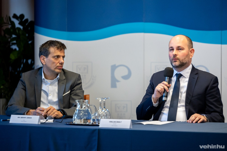 Dr. Abonyi János és Csillag Zsolt
