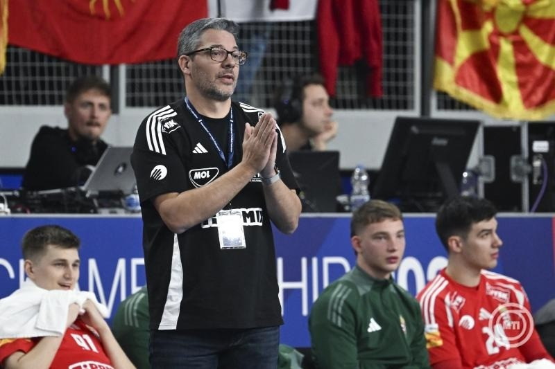 Chema Rodríguez, a magyar válogatott szövetségi kapitánya a férfi kézilabda-világbajnokság D csoportjának első fordulójában játszott Magyarország - Észak-Macedónia mérkőzésen Varasdon, a Varazdin Arenában 2025. január 15-én. Az eredmény 27-27-es döntetlen lett. MTI/Illyés Tibor