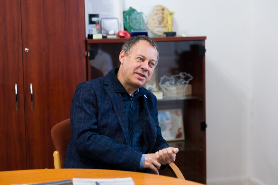 Révész Máriusz - Fotó: holmozogj.hu