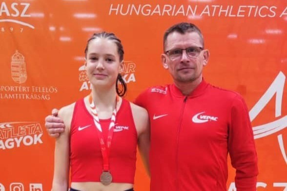 Varga Szonja és edzője, Szemán János - Fotó: VEDAC