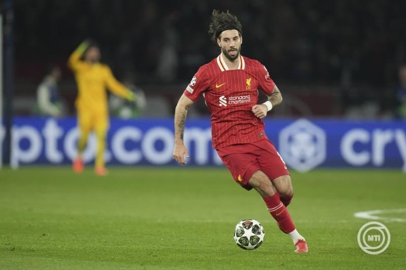 Szoboszlai Dominik, a Liverpool játékosa a labdarúgó Bajnokok Ligája nyolcaddöntőjének Paris Saint-Germain - Liverpool első mérkőzésén Párizsban 2025. március 5-én. MTI/AP/Christophe Ena