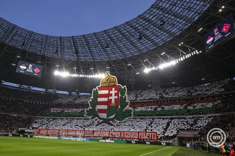  Magyar szurkolók a budapesti Puskás Arénában a labdarúgó Nemzetek Ligája A divíziójának osztályozójában játszott Magyarország - Törökország visszavágó mérkőzés kezdete előtt 2025. március 23-án. MTI/Purger Tamás