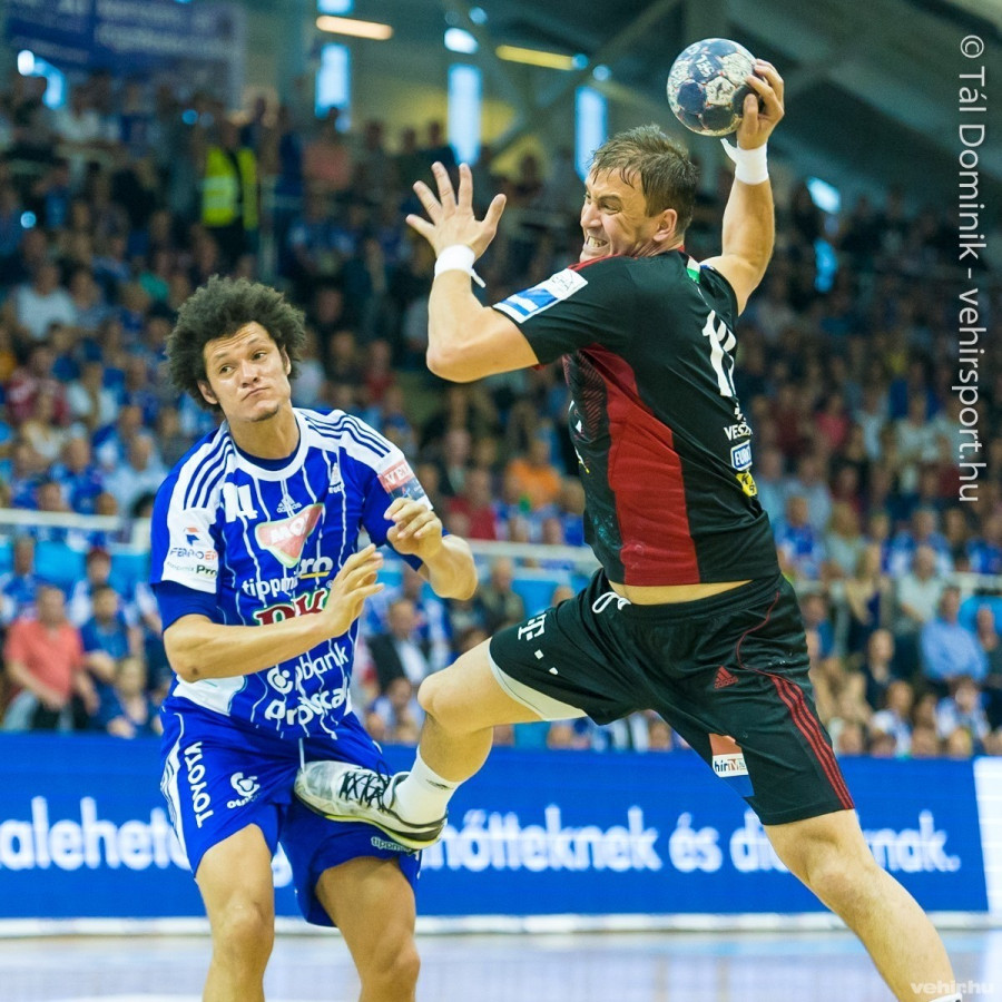 Thiagus Petrus (az archív fotó bal oldalán, még a Szeged mezében) a Veszprémmel is csúcsra jutna a BL-ben