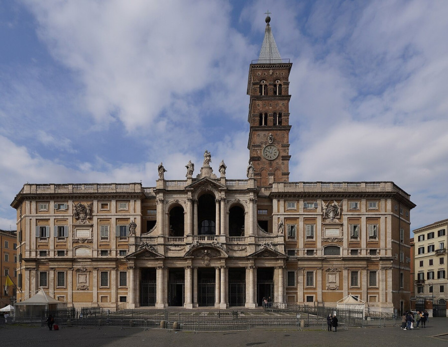 A Basilica di Santa Maria Maggiore homlokzata. (Fotó: NikonZ7II / Wikipedia)