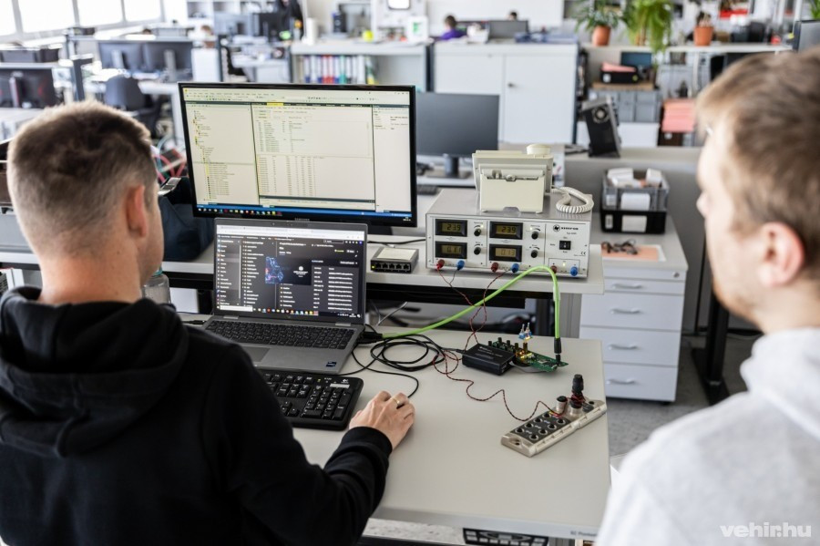 Munka közben a Balluffnál