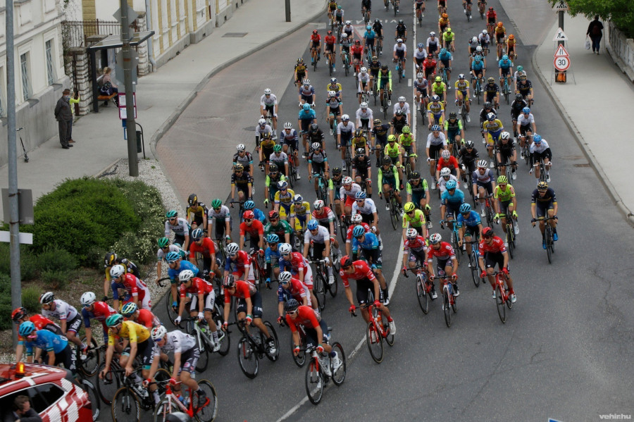 Csütörtökön Veszprémből indul a második szakasz (archív fotó)