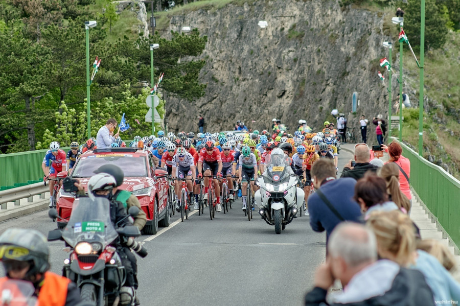 Csütörtökön Veszprémből indul a második szakasz (archív fotó)