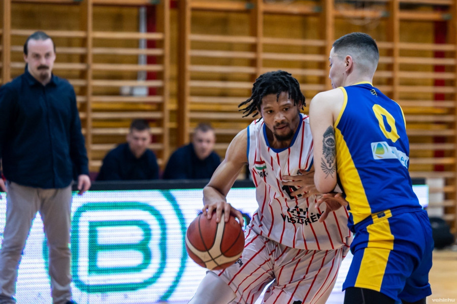 Nagy csatában nyertek a veszprémiek (archív fotó)