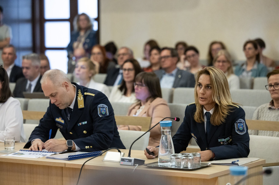 Dékány Balázs rendőr dandártábornok és Ficsor Karolina rendőr alezredes