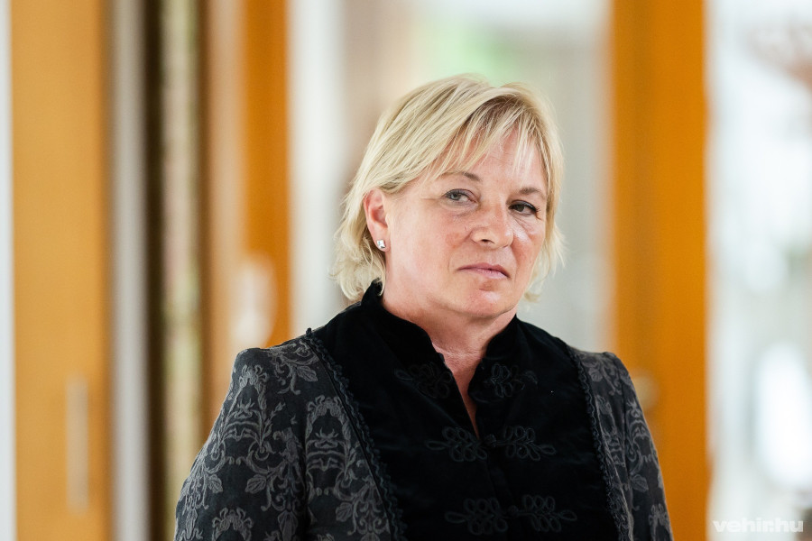 Szokolainé Polyák Tünde