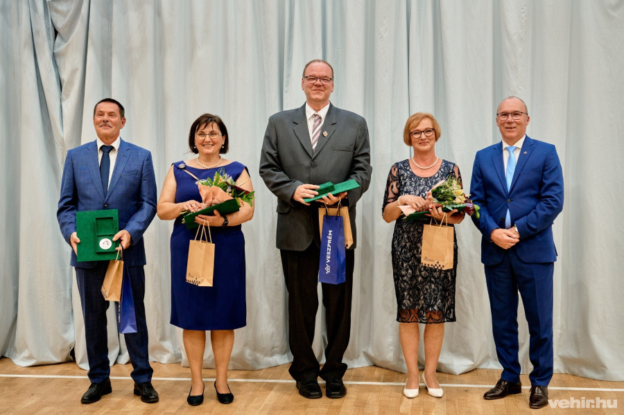 A Ranolder-díjasok: Bagi Péter, Mágedliné Kiss Eleonóra, Irányi László, Czukelter Ildikó Zsuzsanna és Porga Gyula polgármester