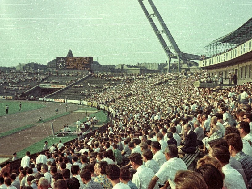 Gyakran játszottak telt házas meccseket a Népstadionban - Fotó: Fortepan/Nagy Gyula 