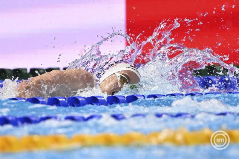 Sárkány Zalán a férfi 1500 méteres gyorsúszás döntőjében a szingapúri vizes világbajnokságon a World Aquatics Arénában 2025. augusztus 3-án. MTI/Illyés Tibor