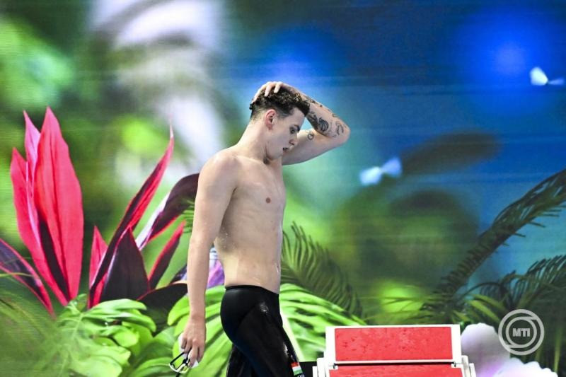 Sárkány Zalán a férfi 1500 méteres gyorsúszás döntője után a szingapúri vizes világbajnokságon a World Aquatics Arénában 2025. augusztus 3-án. MTI/Illyés Tibor