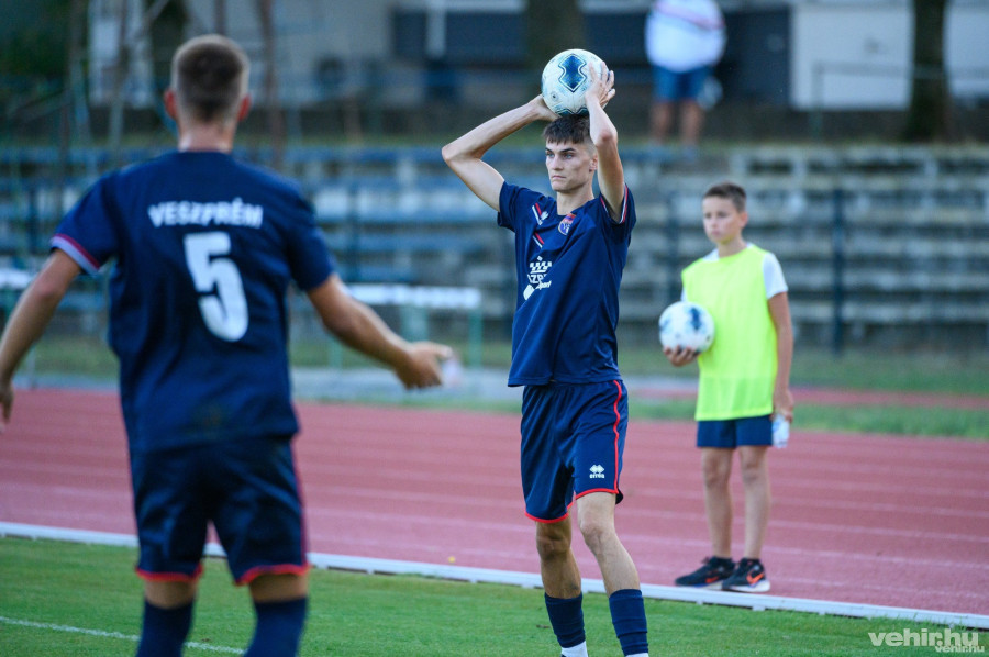 Pont nélkül térhet haza Győrből a Veszprém (archív fotó)
