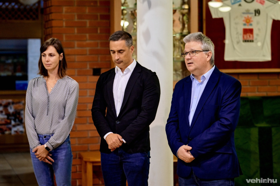 Palotainé Siklósi Vera, Ovádi Péter és Sándor Mátyás igazgató