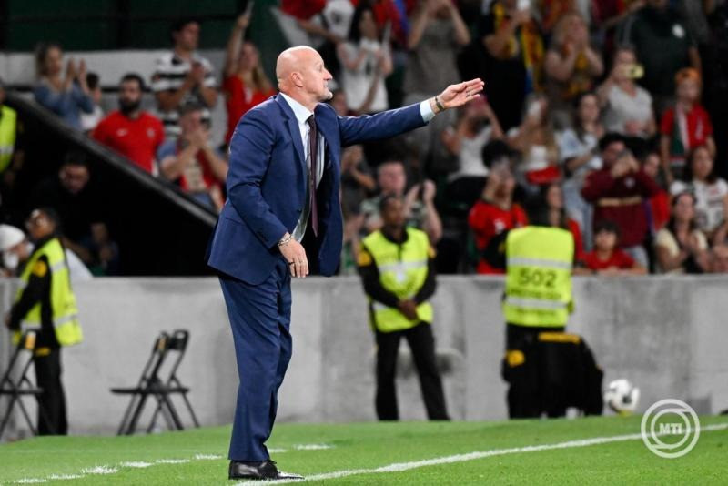 Marco Rossi szövetségi kapitány a Portugália - Magyarország labdarúgó világbajnoki selejtező mérkőzésen a lisszaboni Estádio José Alvalade stadionban 2025. október 14-én. MTI/Szigetváry Zsolt