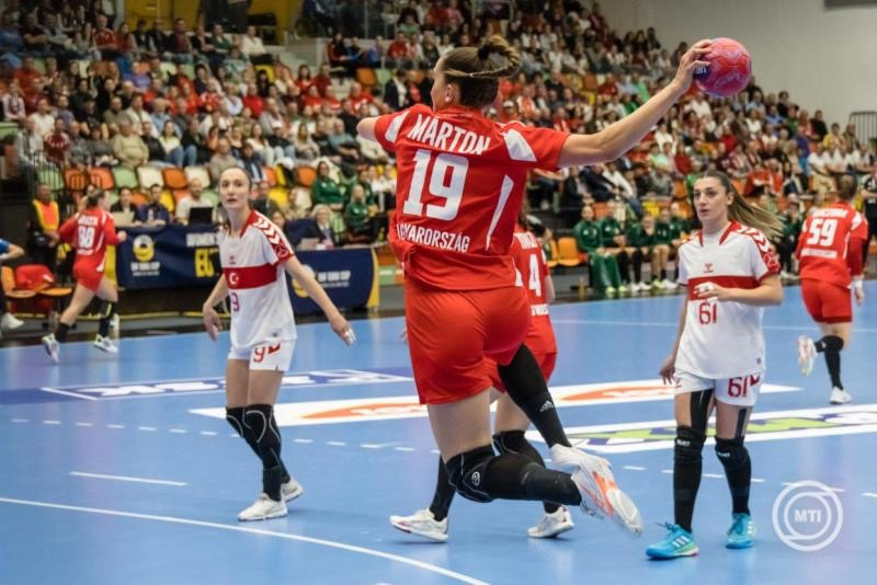 Nagykanizsa, 2025. október 16.  Márton Gréta a női kézilabda Eurokupa csoportkörében játszott Magyarország - Törökország mérkőzésen a nagykanizsai Kanizsa Arénában 2025. október 16-án.  MTI/Katona Tibor